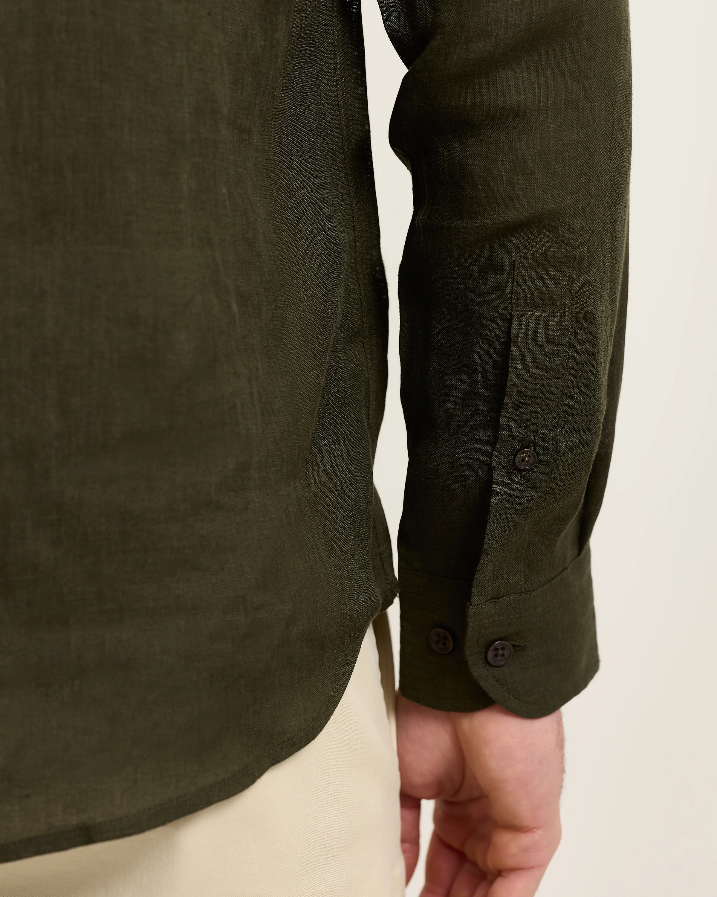 Giles Linen - Image 5