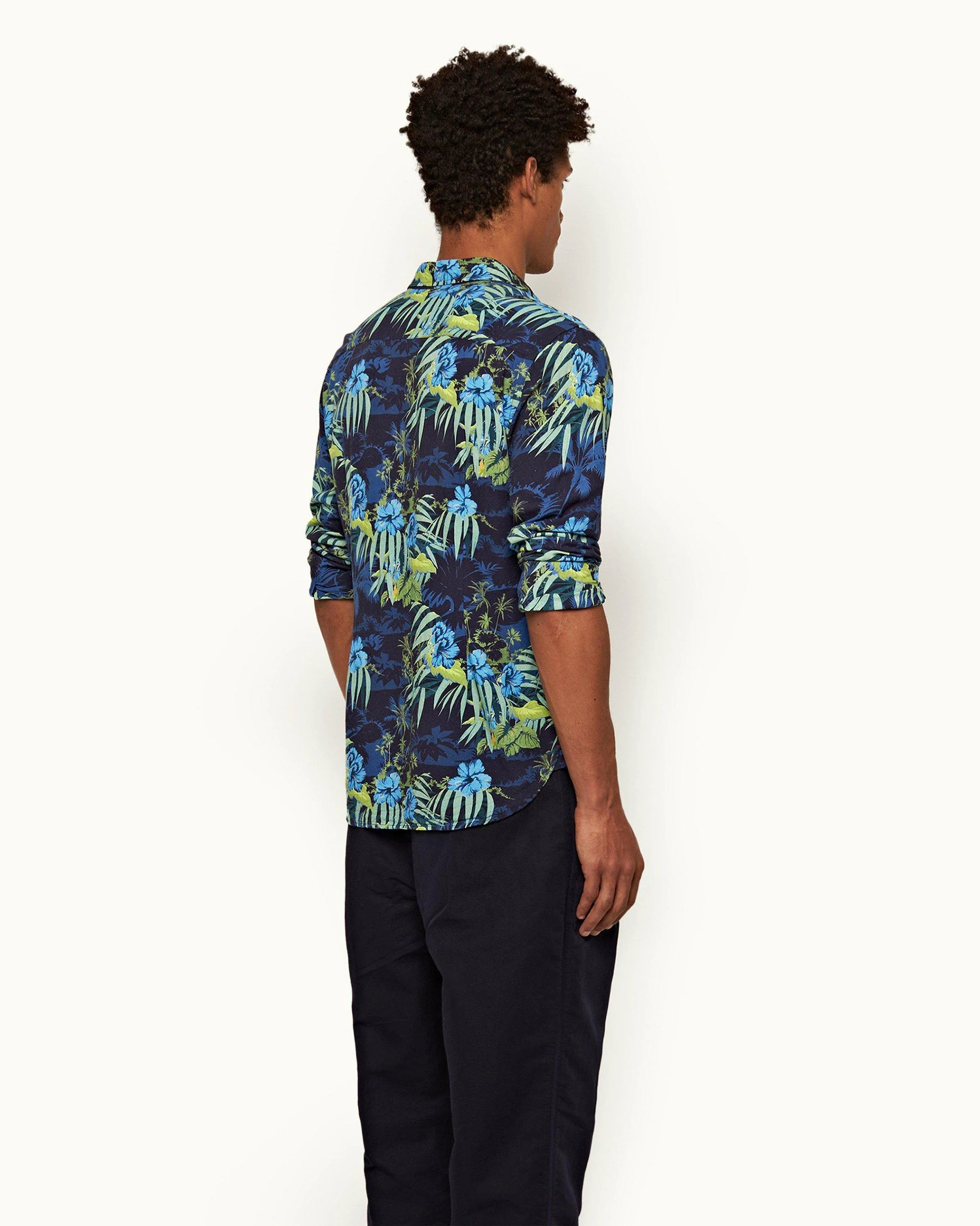 Giles Linen - Image 5