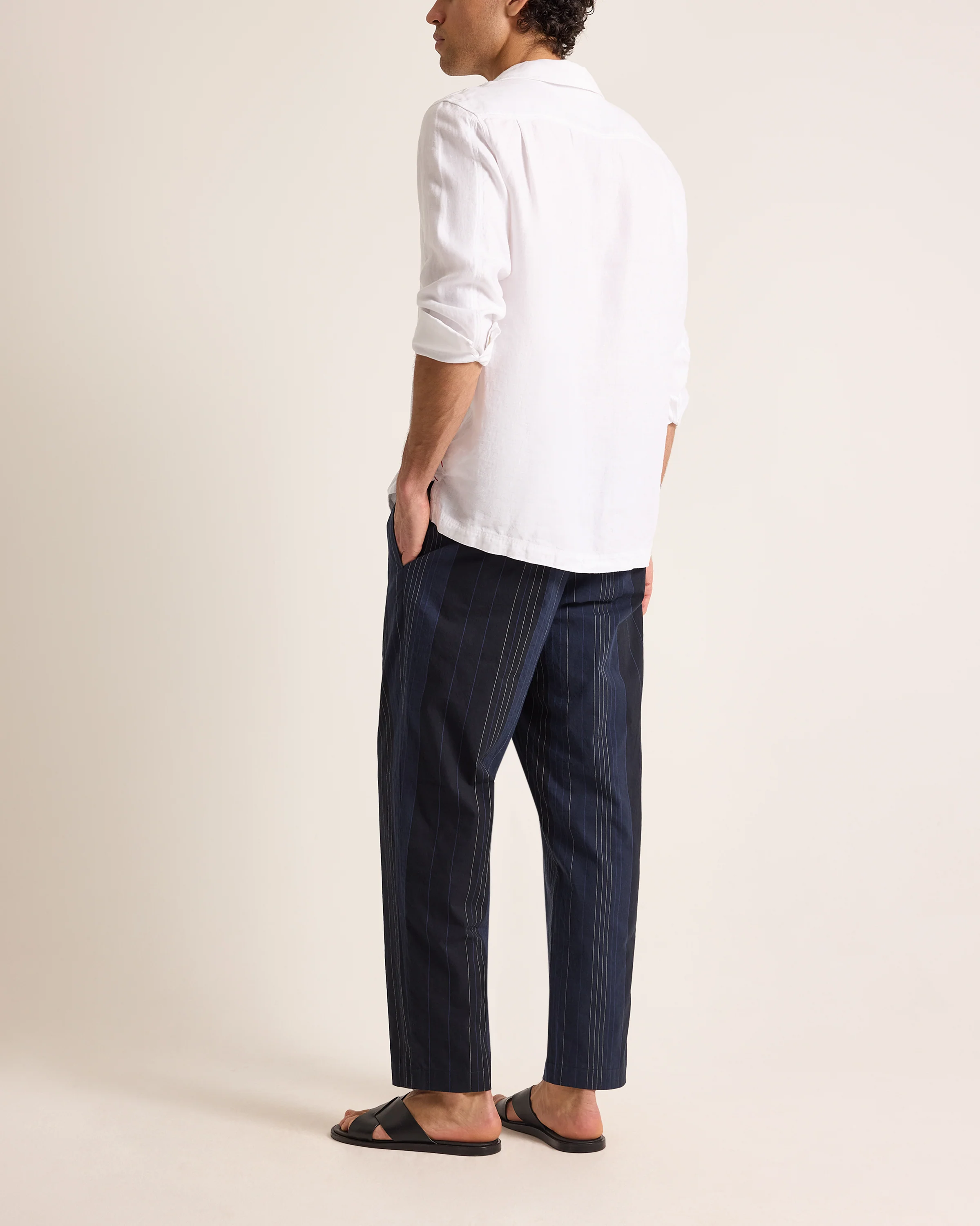 Vincent Linen - Image 4
